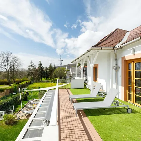 Kumbhaka Villa Csopak